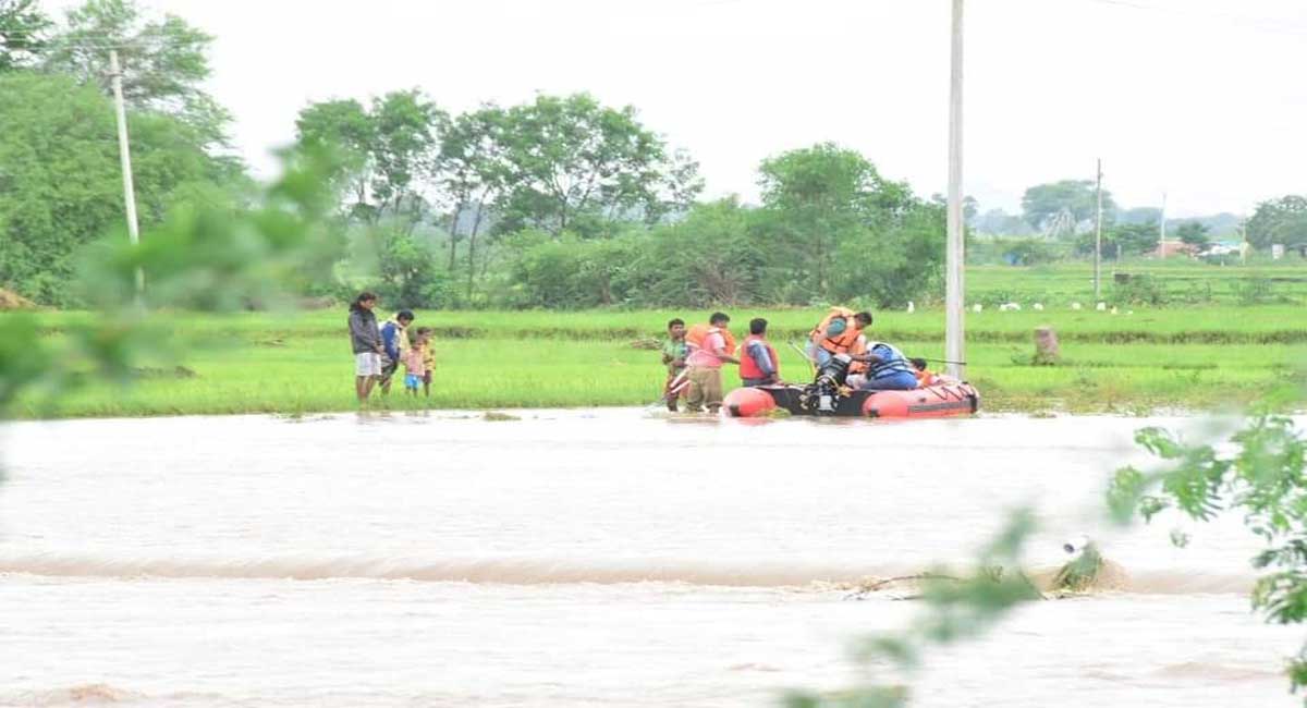 Stranded brick kiln labourers shifted to safer place in Karimnagar