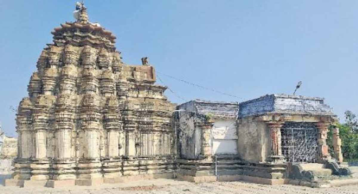 Know the festivals and pilgrim centres of Telangana