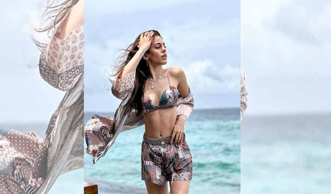 Watch Alaya F giving major fitness goals with her stretching video