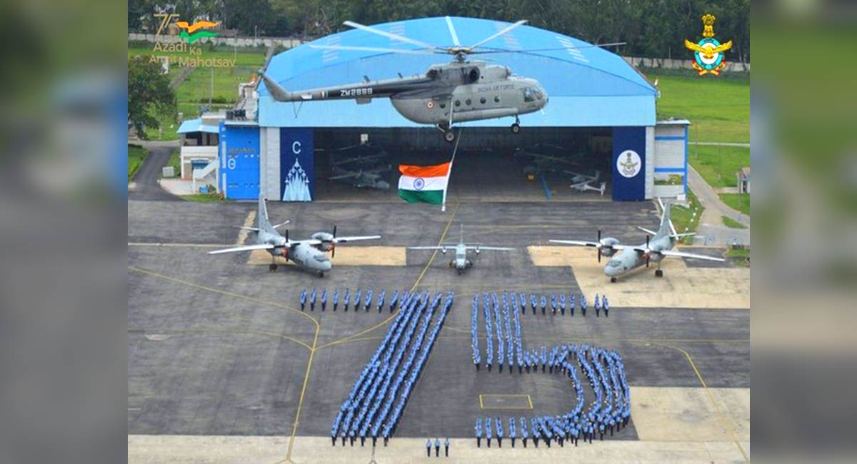 Army, Navy, IAF celebrate Independence Day: See Pics Inside