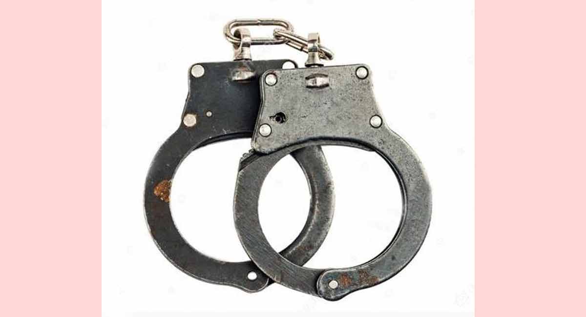 Housewife arrested in Bengal’s Howrah after killing four in family