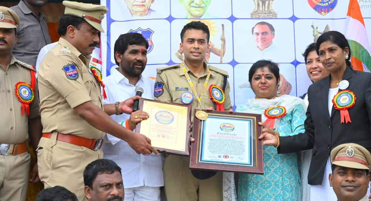 National anthem sung by 25,000 people, sets record in Mancherial