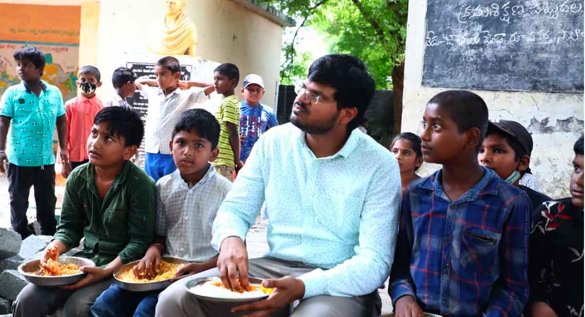 Khammam Collector directs officials to speed up 2BHK works