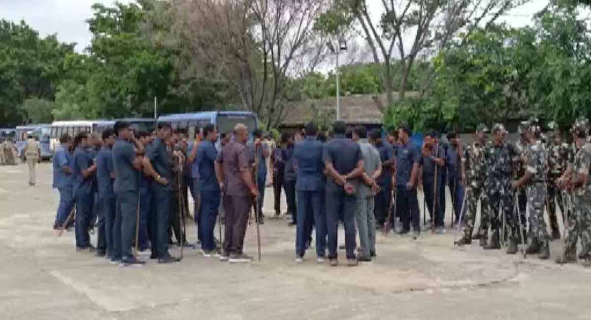 Heavy security at Shilpakala Vedika for Munawar Faruqi’s show