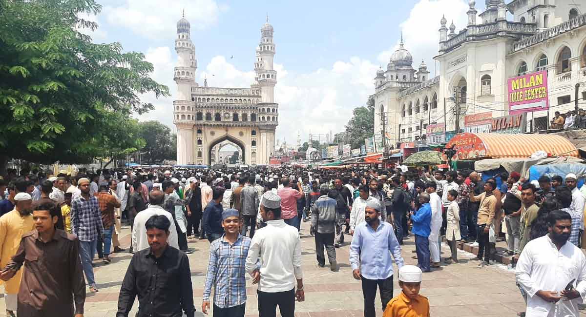 Friday prayers conclude peacefully amidst tight security in Hyderabad