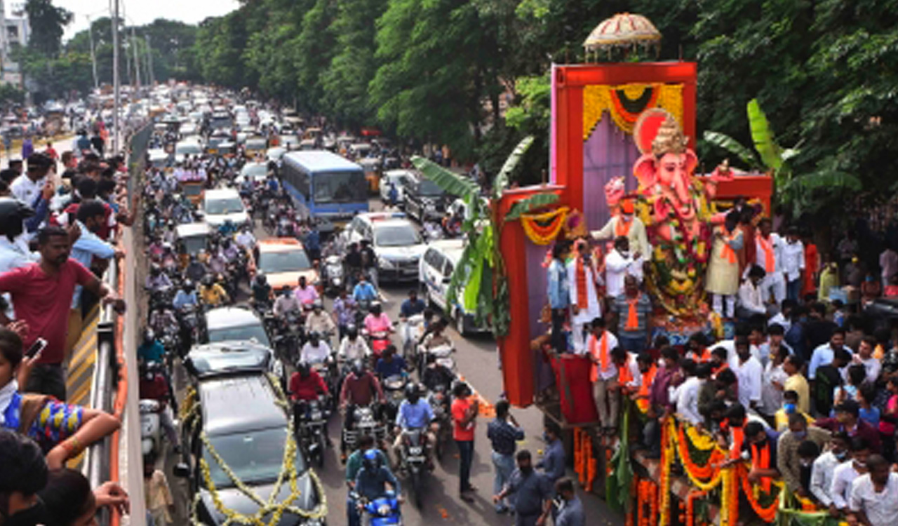Ganesh Chaturthi begins amid gaiety in Telugu states