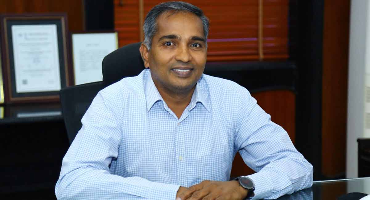 From paper boy to IICT Director, inspiring journey of Dr Srinivasa Reddy  