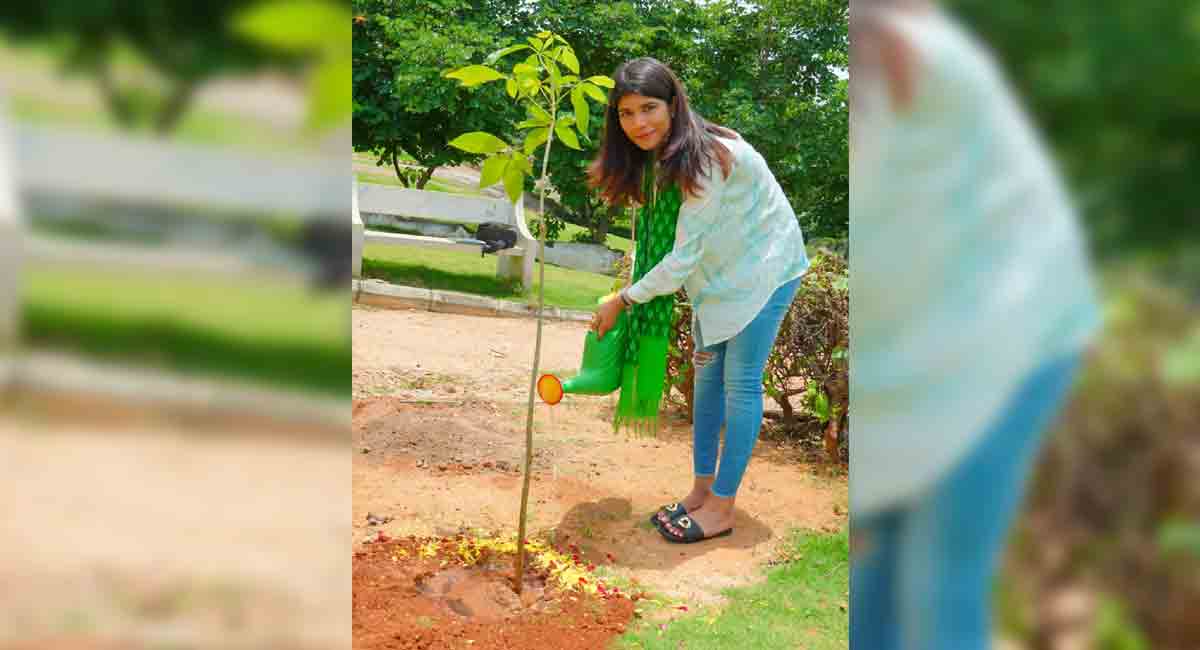 Nikhat Zareen joins GIC, plants saplings at Jubilee Hills GHMC Park
