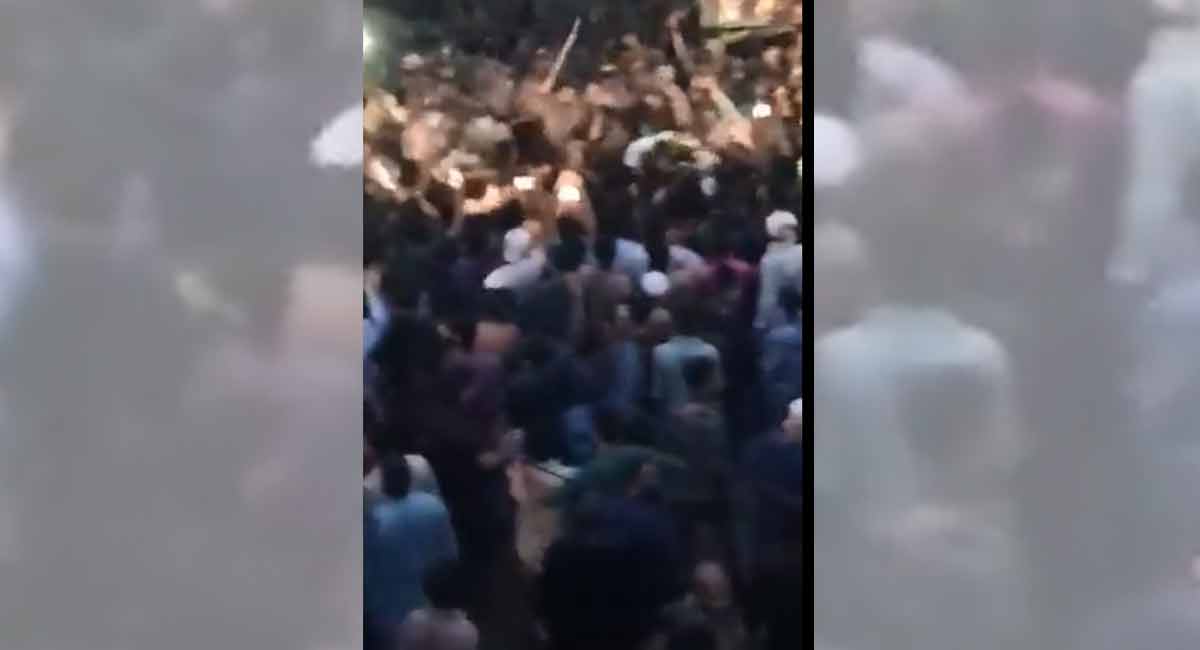 Watch: Police Protect Hindu Worker From Angry Mob In Pakistan’s 