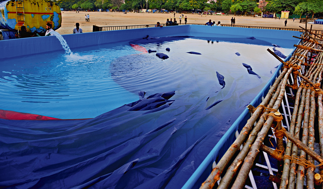 Ganesh Chaturthi: GHMC commences installation of portable immersion ponds