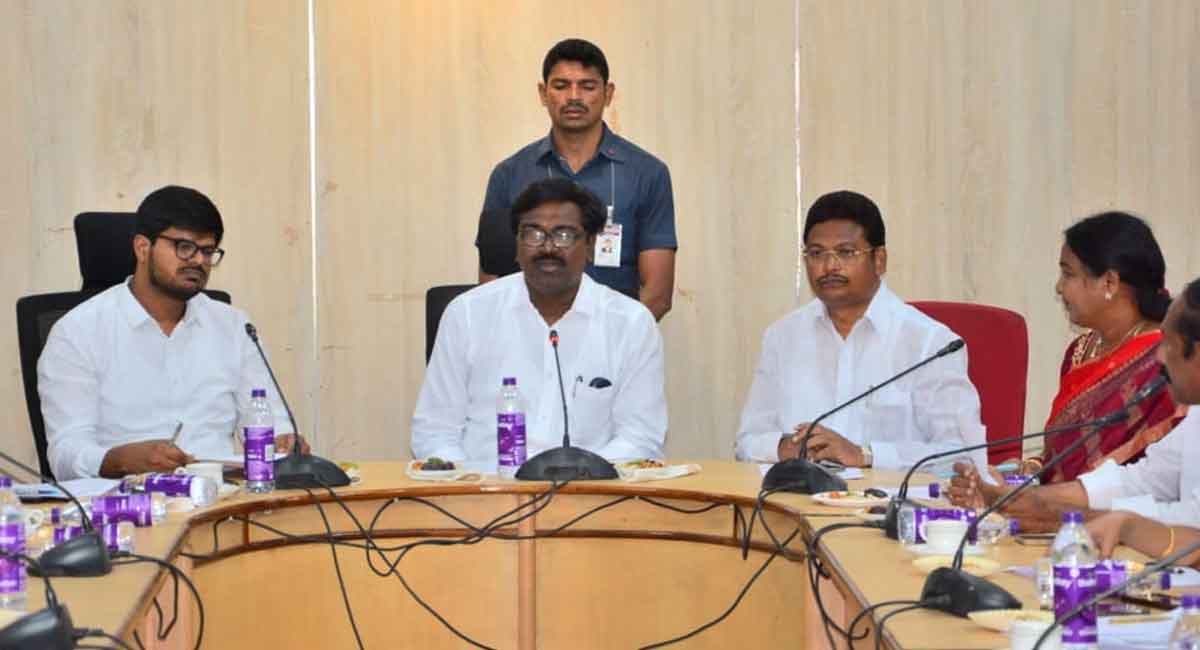 Grand celebrations to mark diamond jubilee of Indian Independence: Puvvada