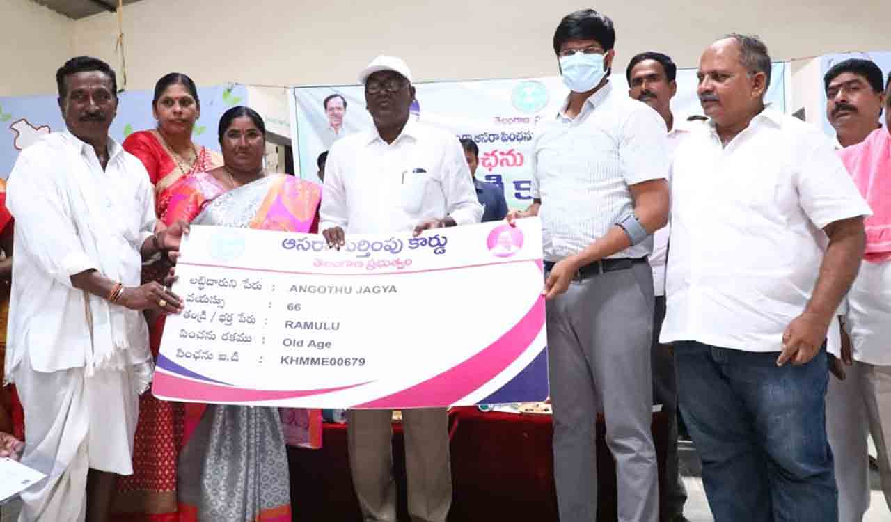 49,000 new Aasara pensions sanctioned in Khammam: Puvvada
