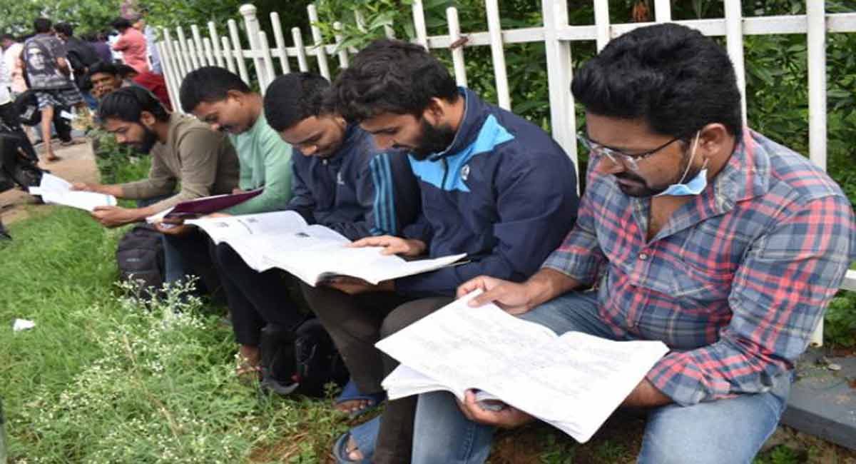 Understand the concept of arithmetic