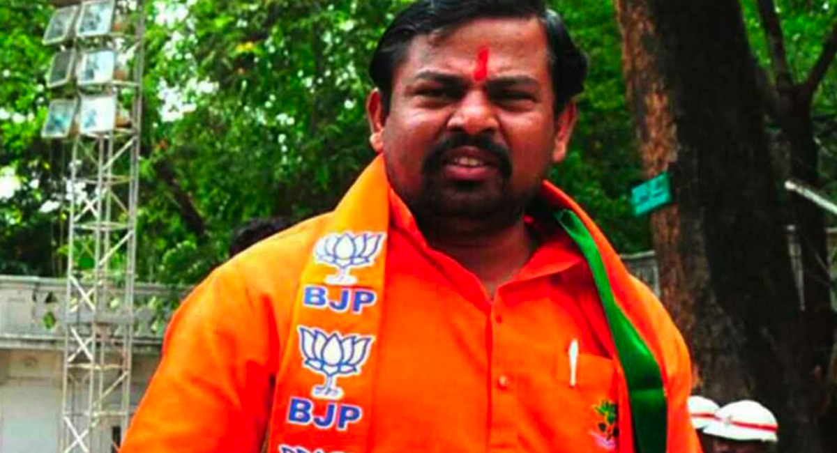 Congress, AIMIM lodge complaint against Raja Singh in Adilabad