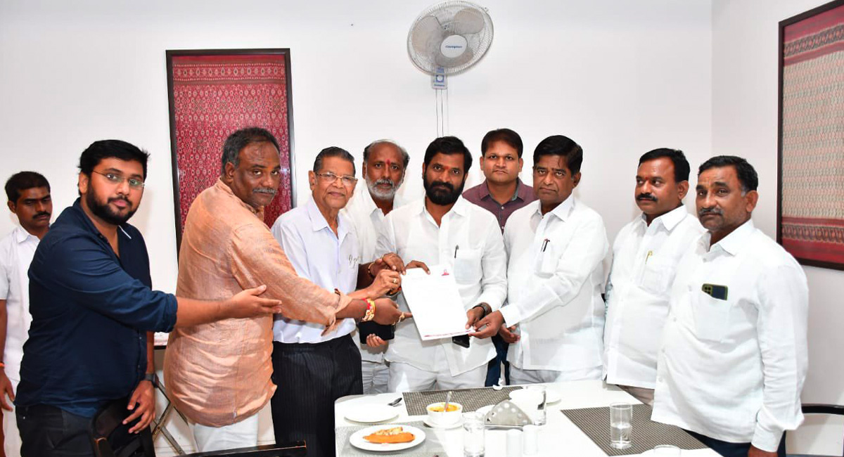 Minister Srinivas Goud unveils UNESCO World Heritage Volunteer brochure