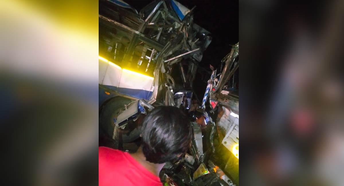 Two dead, 30 injured in a road accident in Jagtial