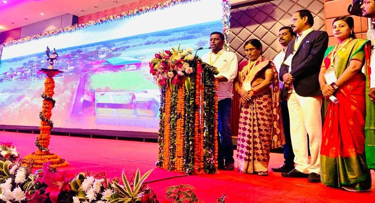 Adilabad’s Mukhra (K) wins laurels in national workshop on sustainable development