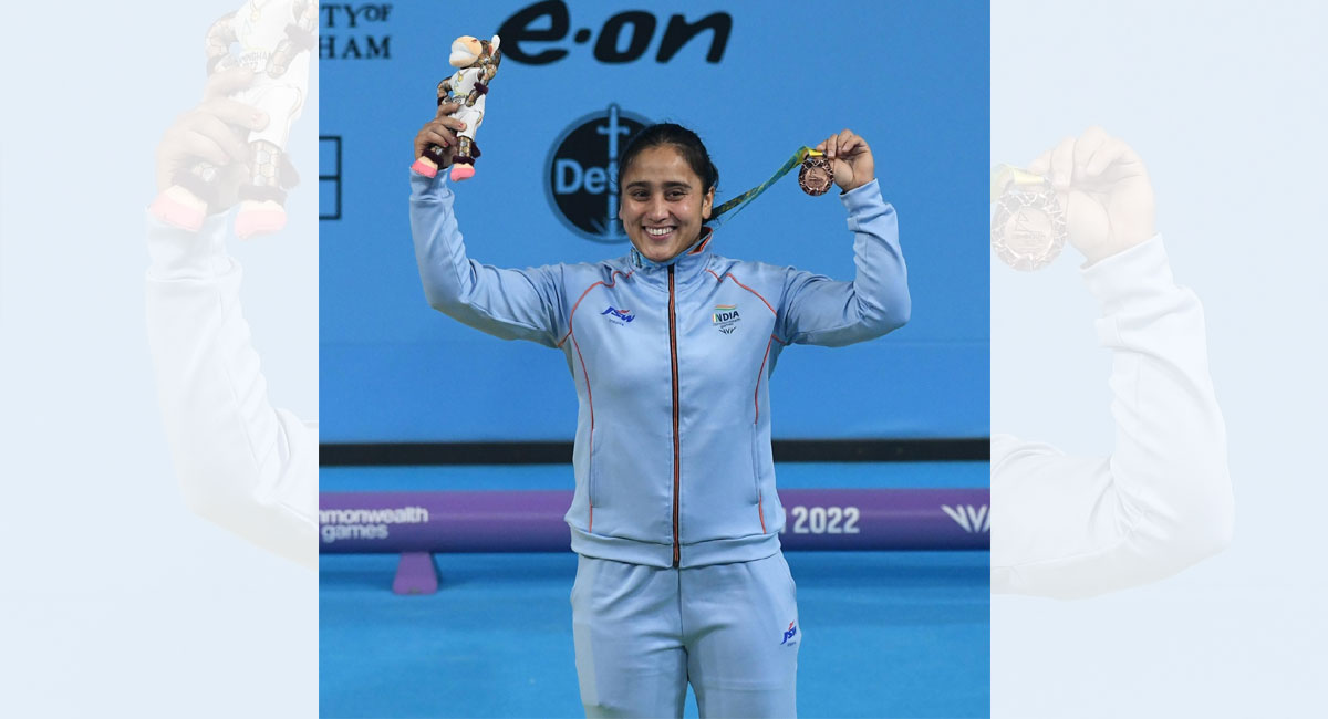CWG 2022: Harjinder wins bronze in women’s 71kg weightlifting