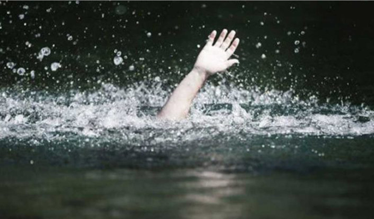 Teacher washed away in Penganga river in Adilabad