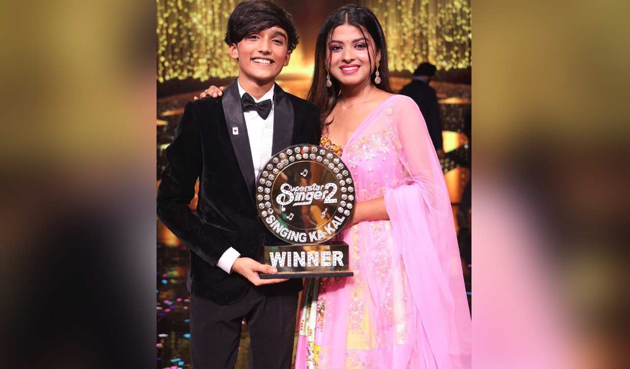 14-yr-old Mohammad Faiz from Jodhpur bags ‘Superstar Singer 2’ trophy