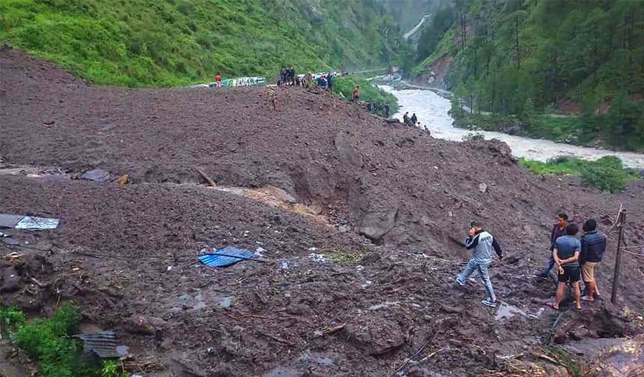 17 dead, 5 missing in Nepal landslides