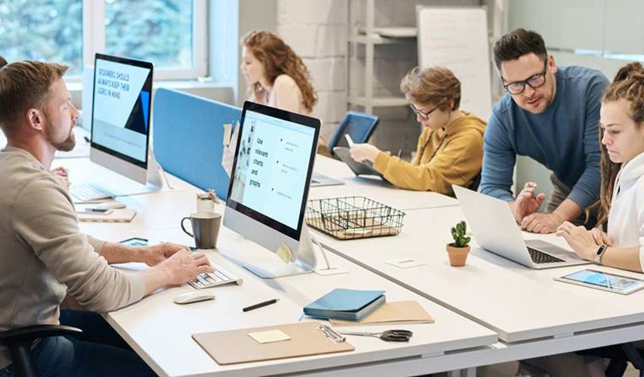 9 in 10 Indian leaders question employees’ productivity in hybrid work