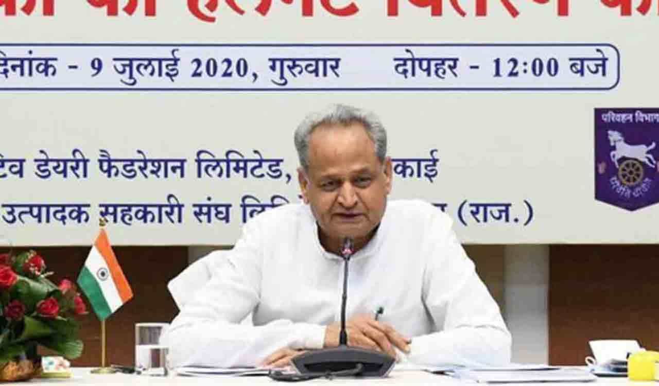 Gehlot likely to meet Sonia to end Congress prez poll crisis