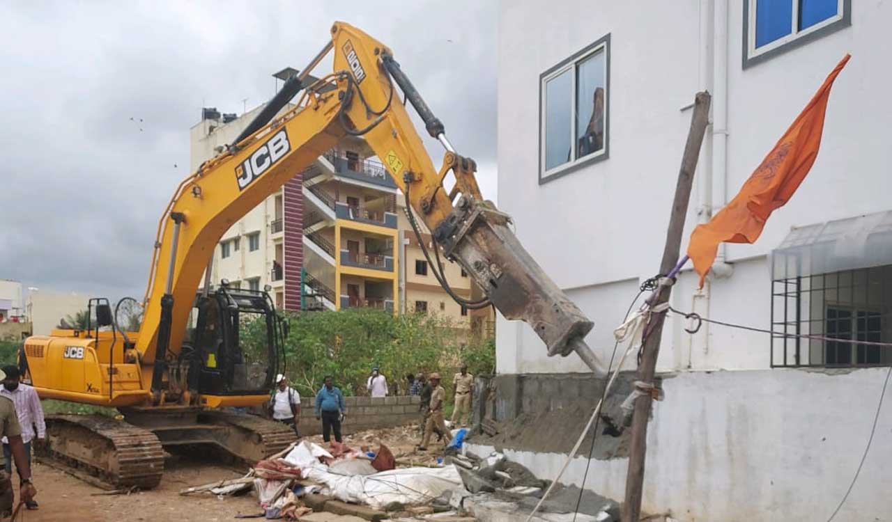 Bengaluru encroachments being removed after floods