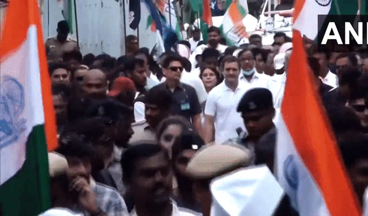 Bharat Jodo Yatra Day 2: Rahul Gandhi commences Padyatra from Kanyakumari