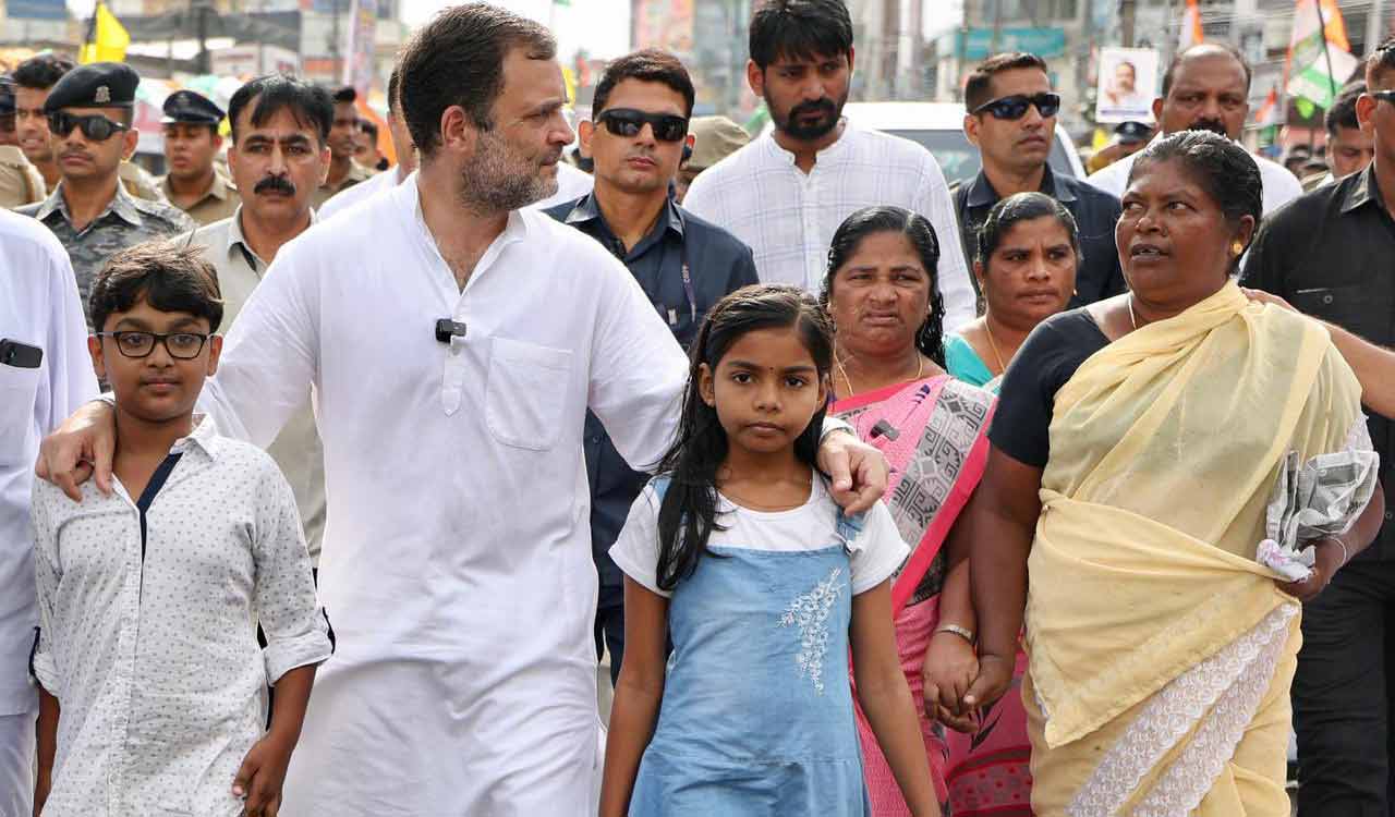 Bharat Jodo Yatra: Rahul Gandhi resumes padyatra from Kerala’s Navayikkulam