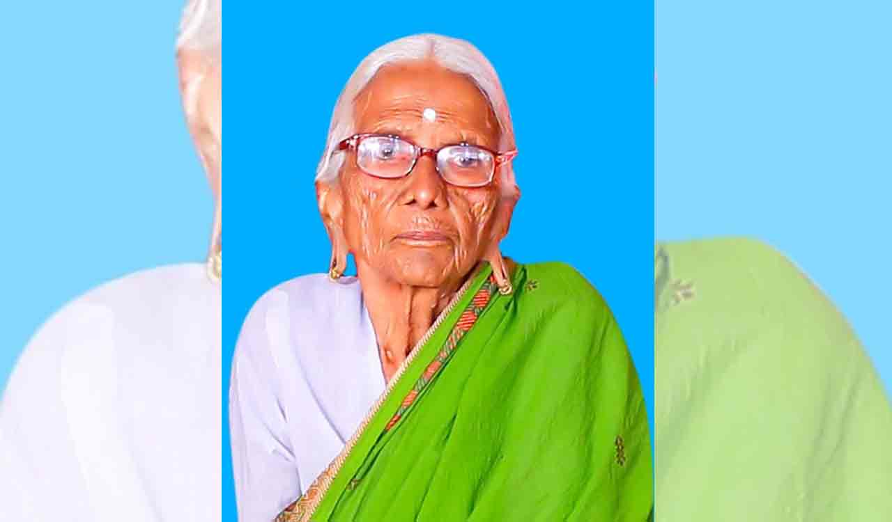 Adilabad MLA Jogu Ramanna’s mother dies