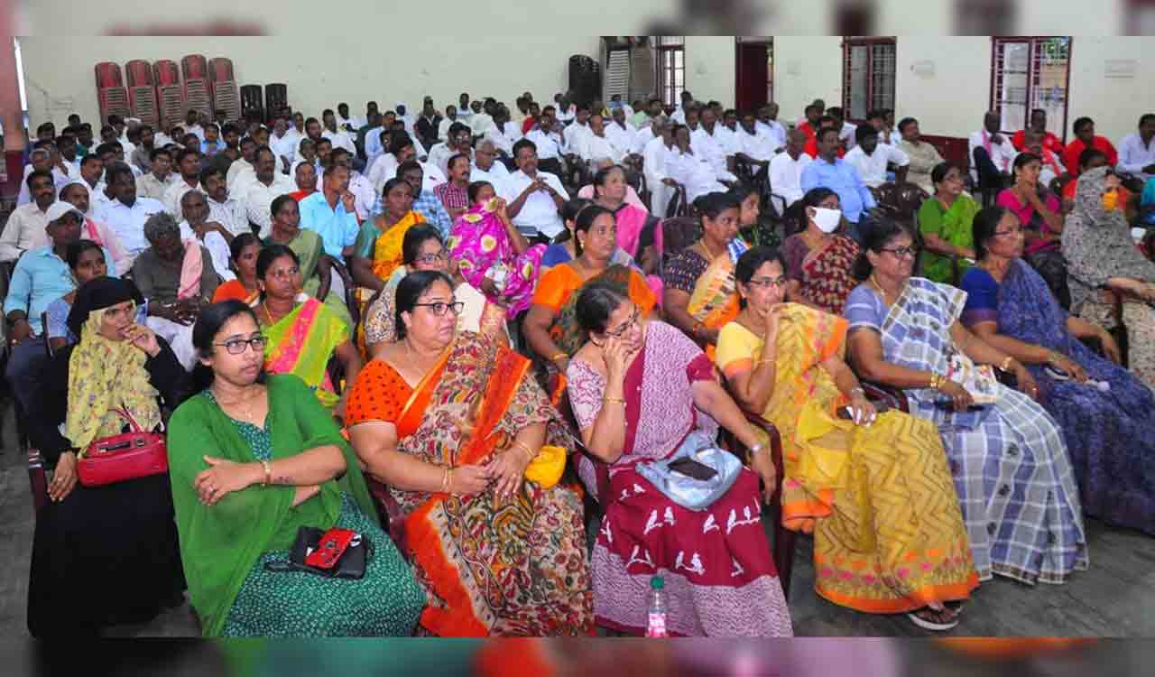 BJP distorting Telangana Armed Struggle as Hindu-Muslim conflict: CPM