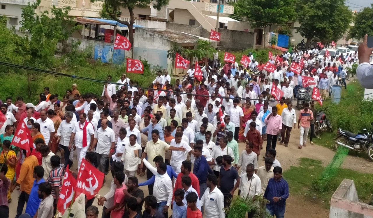 BJP trying to incite hatred among the people: Veerabhadram