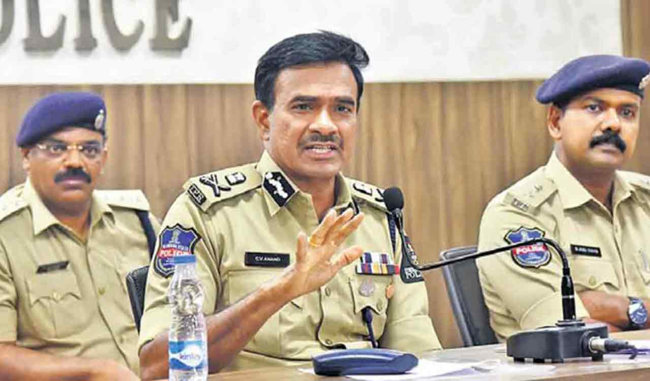 Hyderabad CP holds review meeting in view of festivals