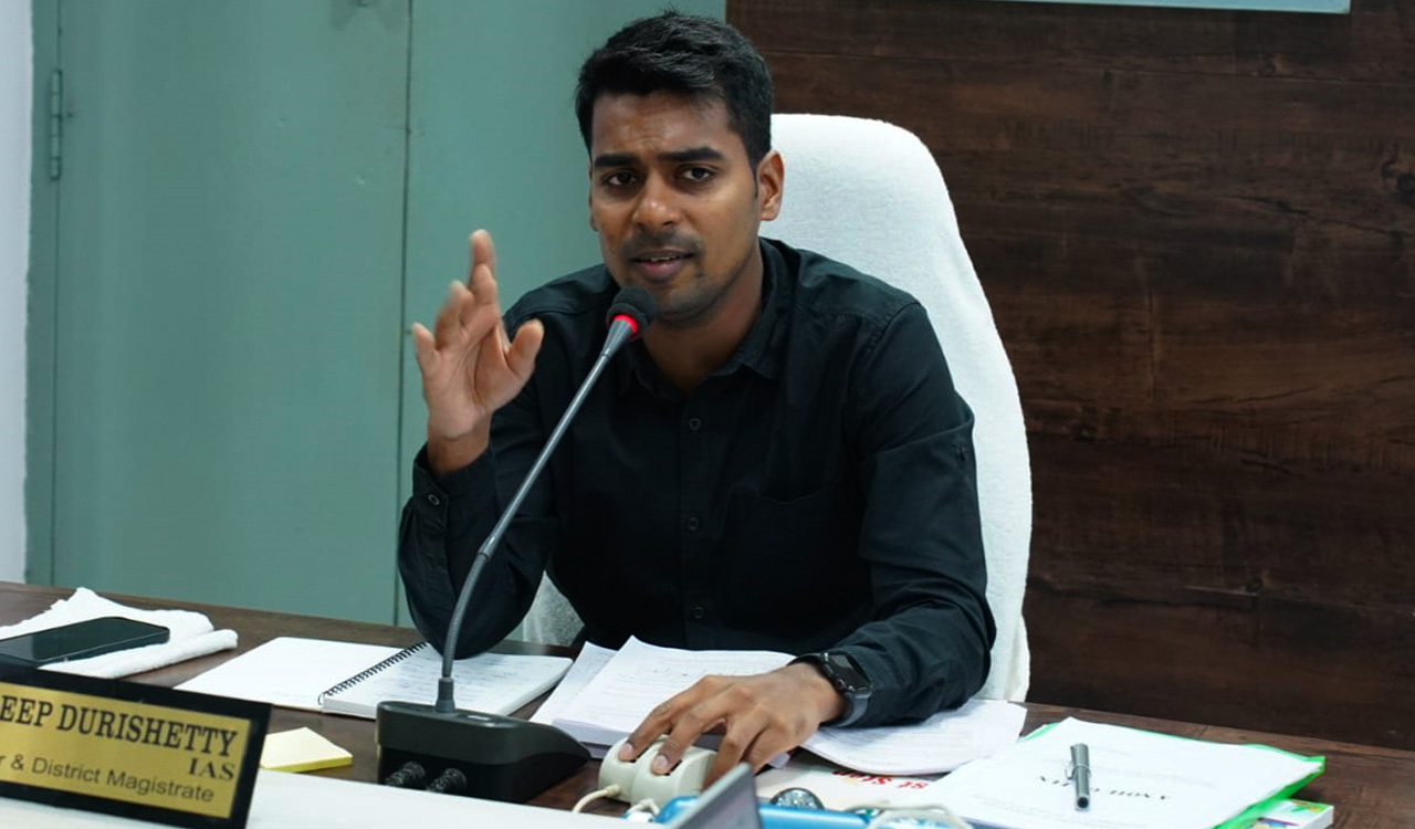 Officials, teachers should make collective efforts for success of Tholimettu: Kothagudem Collector 