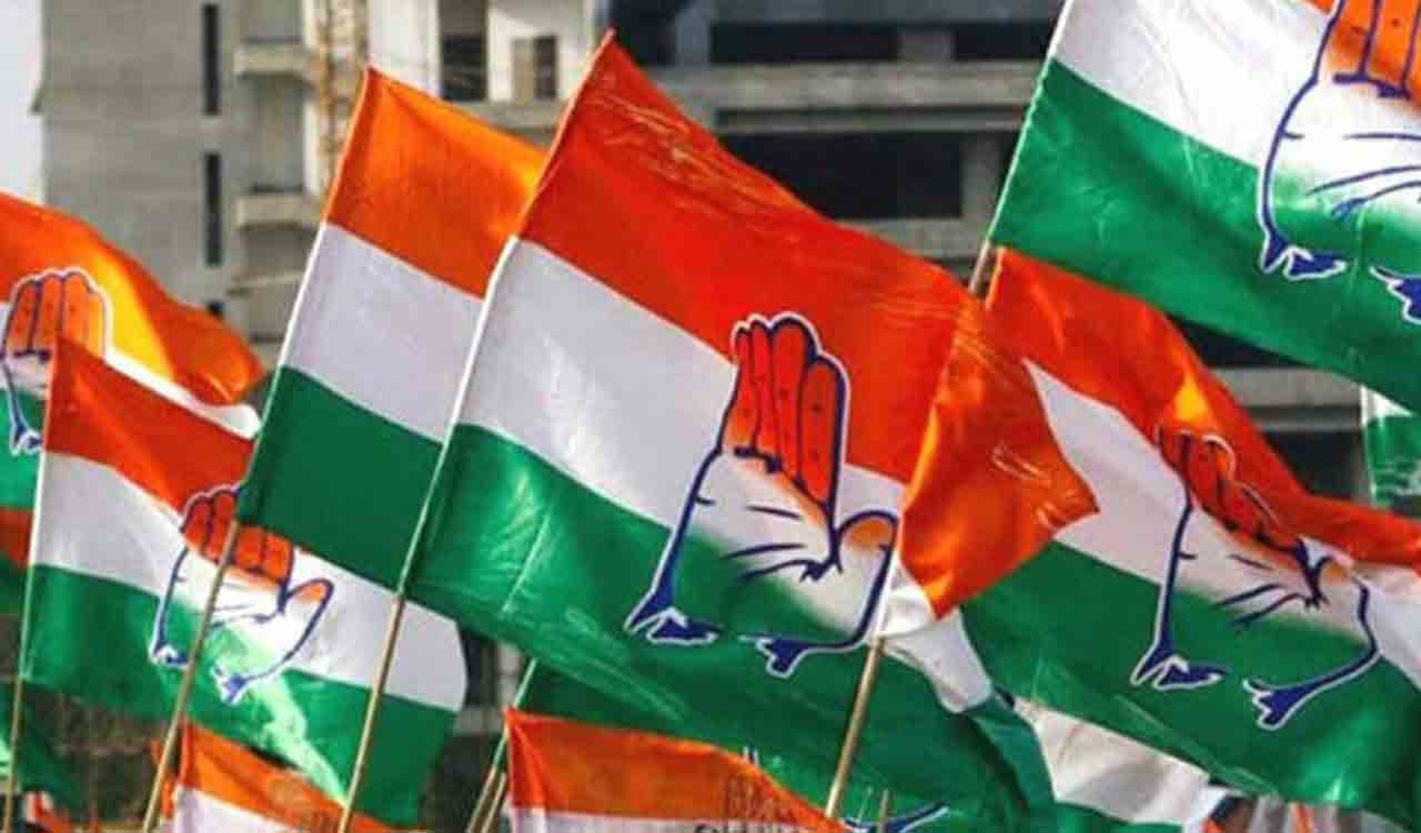 Another jolt to Congress as 8 MLAs in Goa cross over to BJP