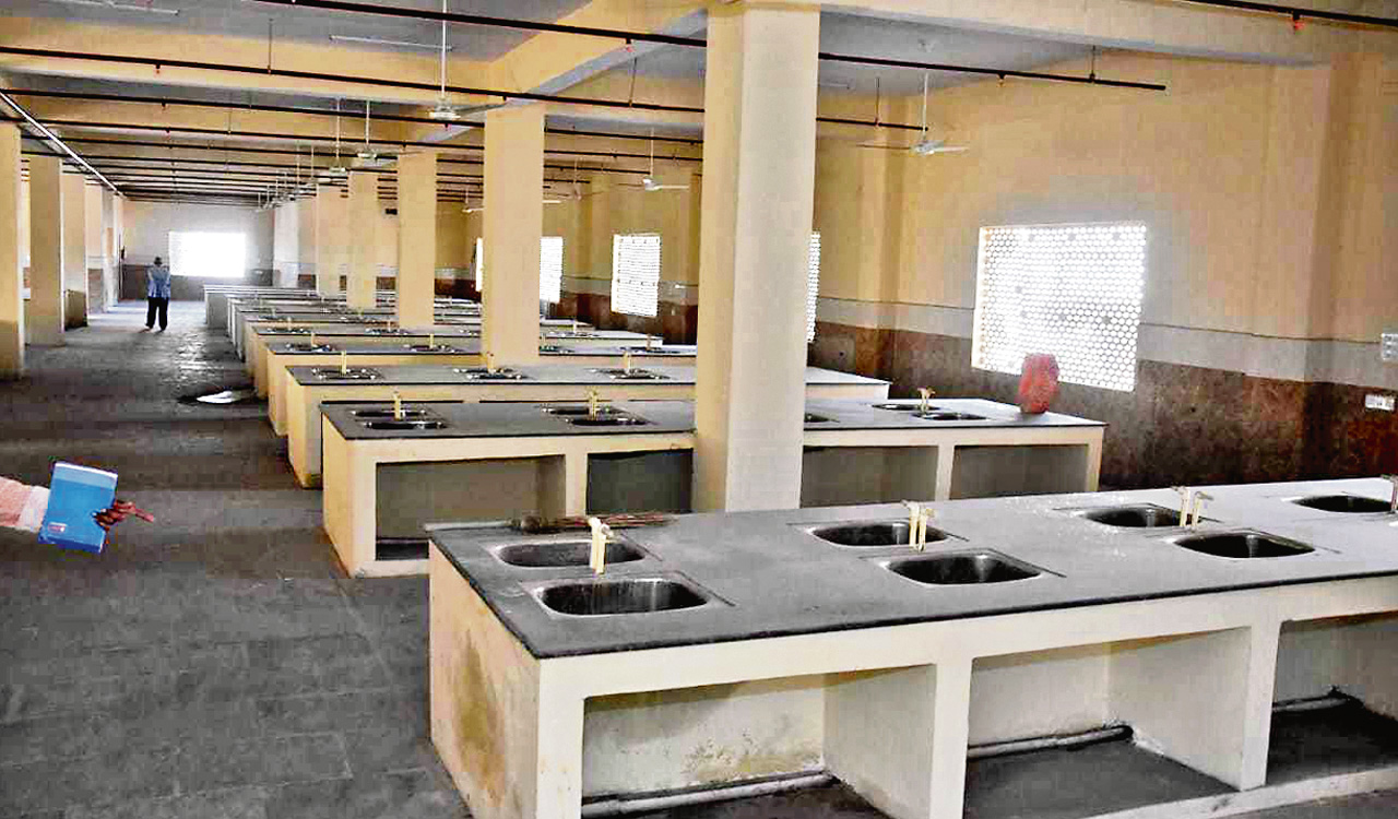 Hyderabad gets 2nd swanky fish market