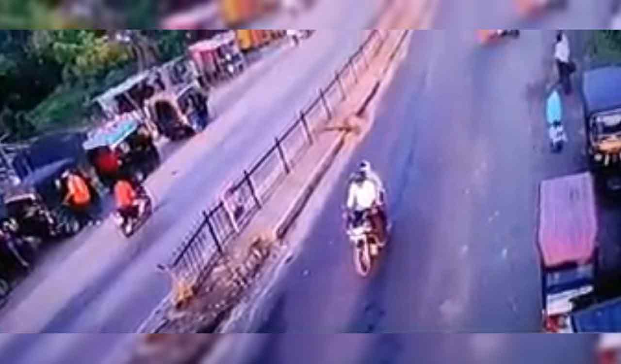 Two gunmen go on random shooting spree in Bihar, kill 1, injure 10