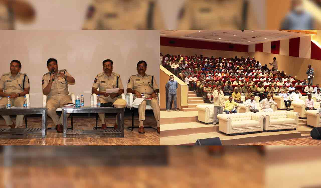 Hyderabad traffic cops conduct meet to prevent traffic congestion on roads