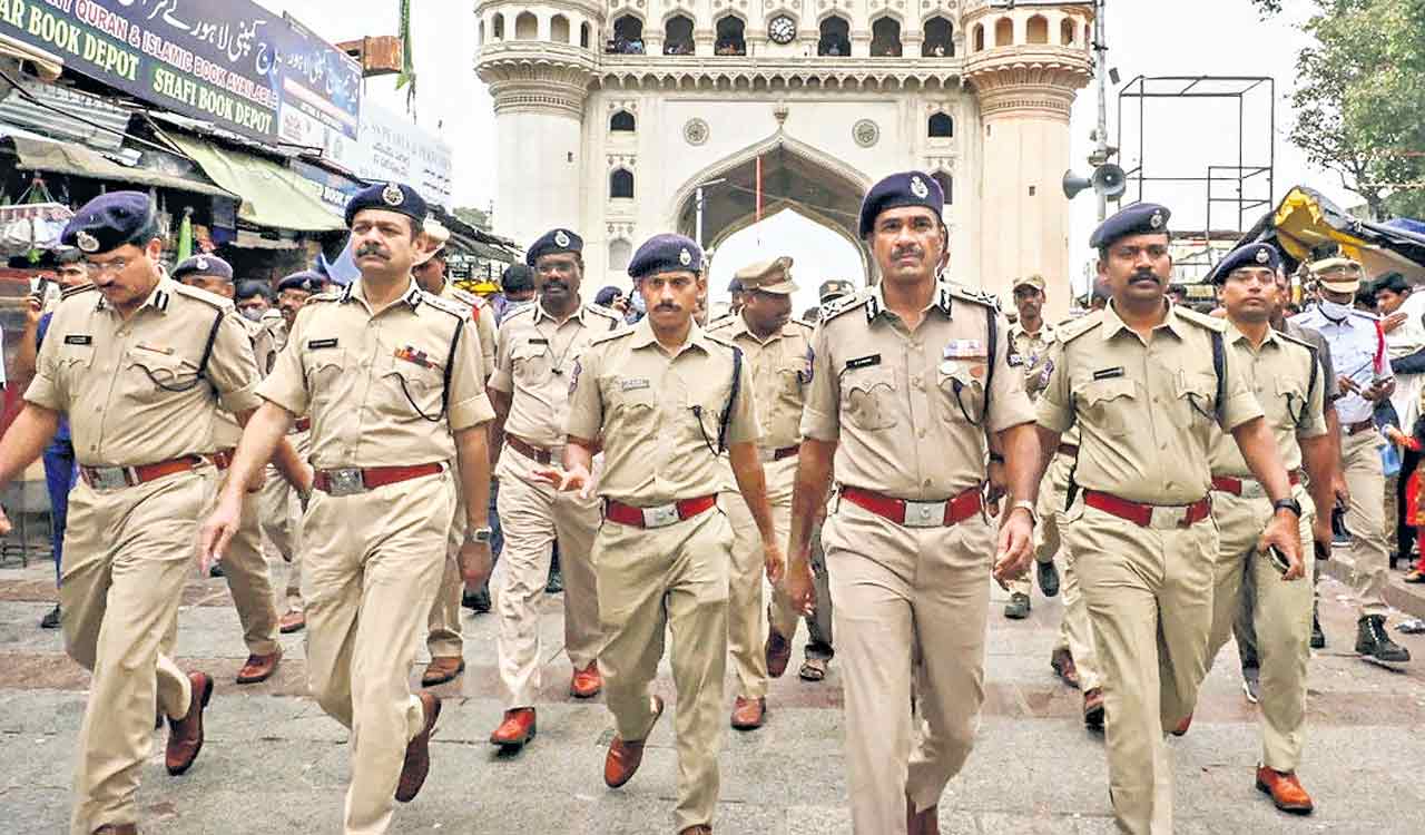 Hyderabad CP inspects Ganesh immersion procession route