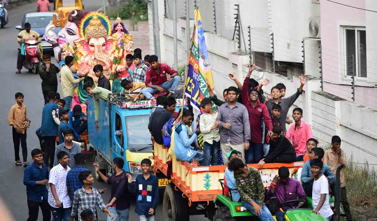Hyderabad reverberates with Ganpati Bappa Moriya as immersion picks up pace