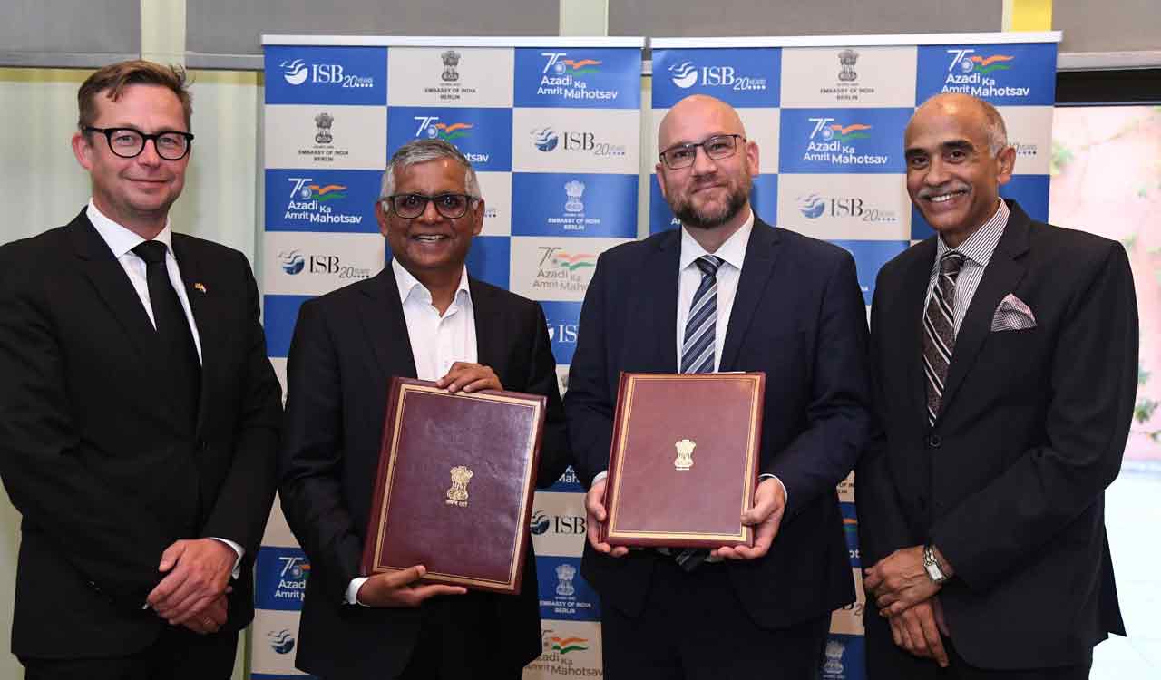 ISB, ESMT Berlin sign Student Exchange Agreement