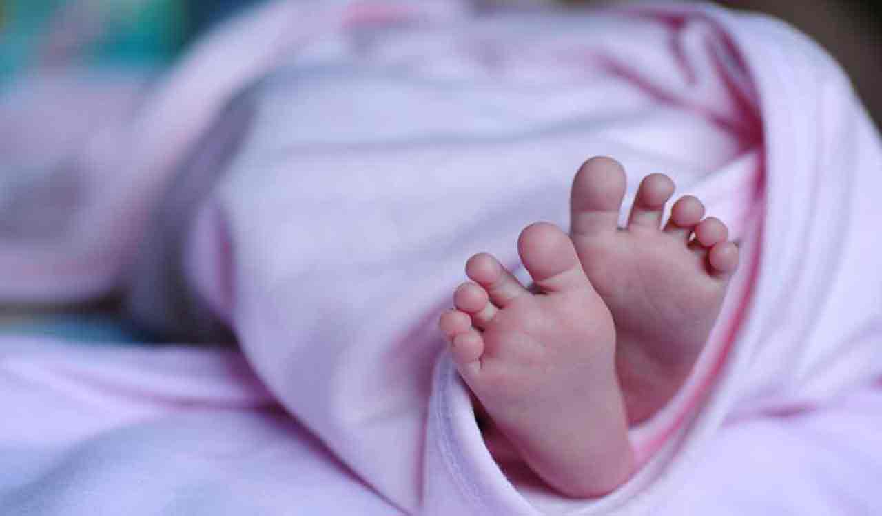 Infant dies after mobile battery explodes in UP’s Bareilly