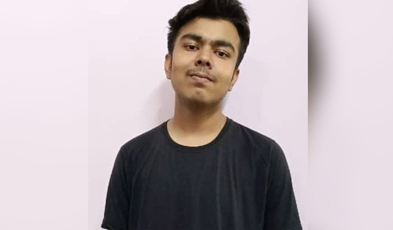 Instagram rewards Jaipur student with Rs 38 lakh for finding a bug