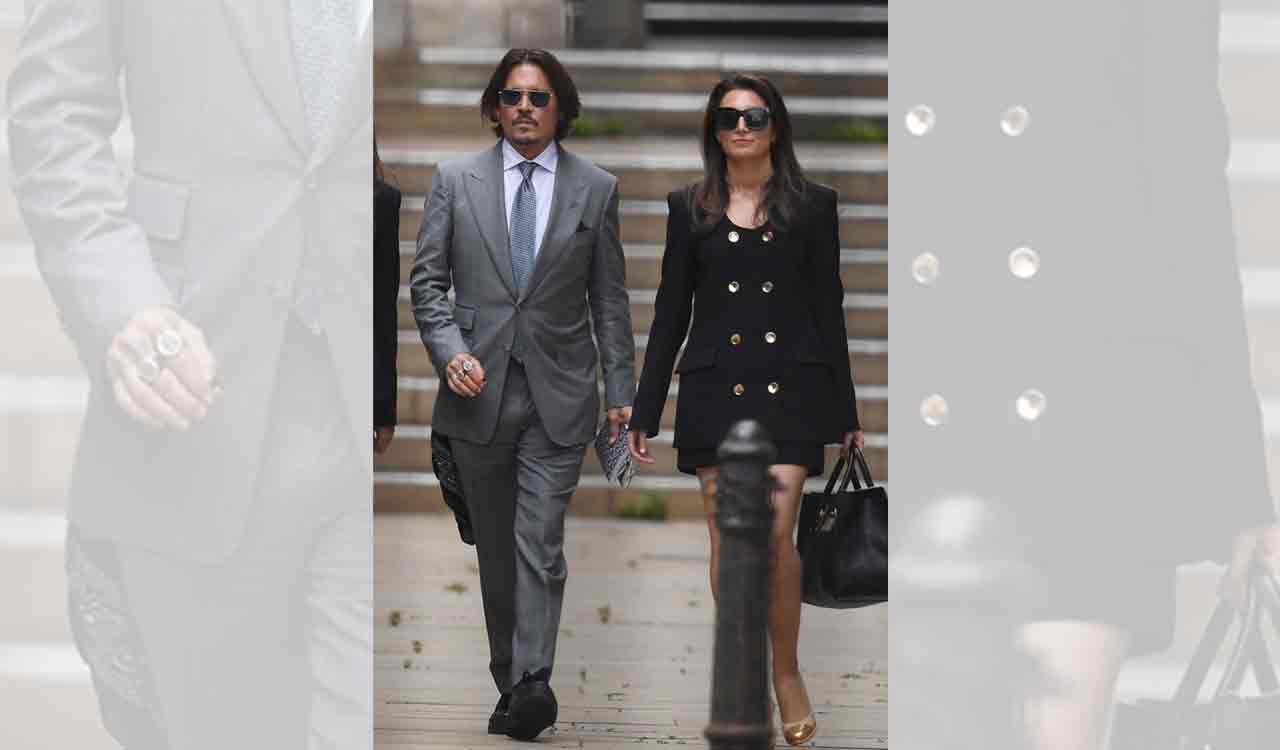 Johnny Depp is romancing his lawyer, read on for more details