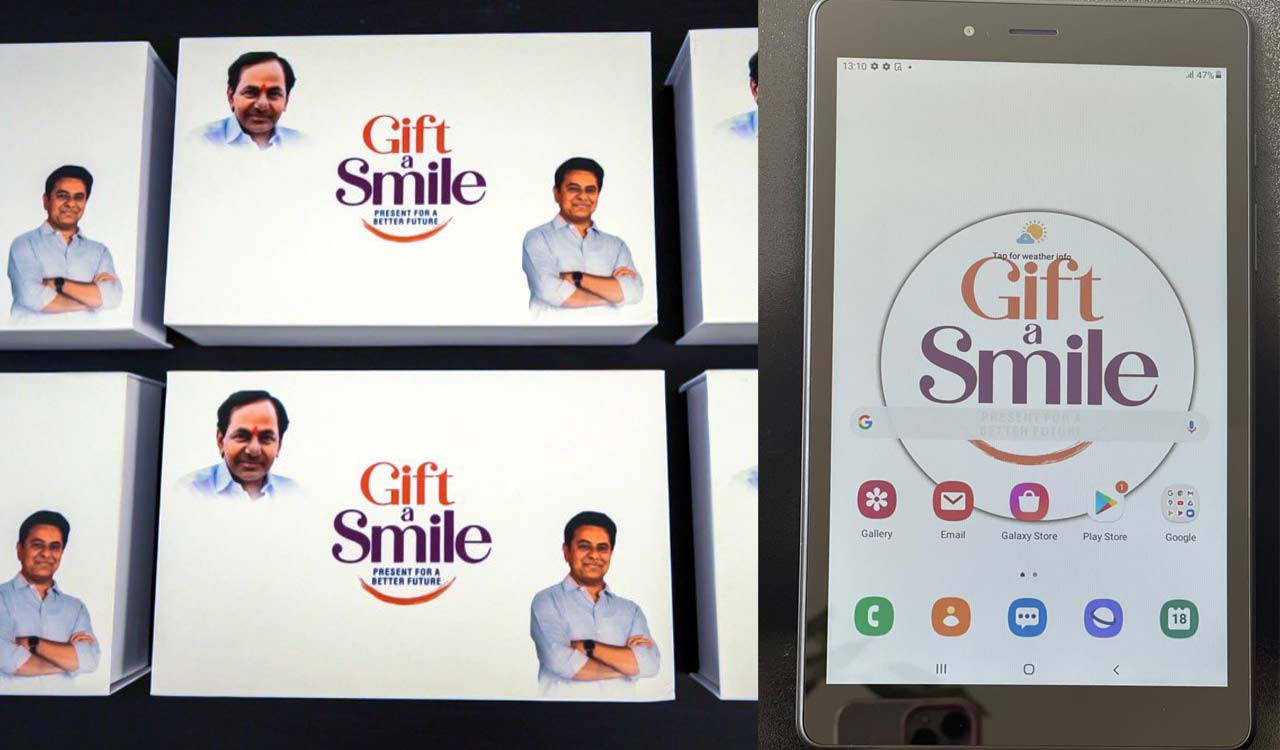 KT Rama Rao to distribute tabs to government college students