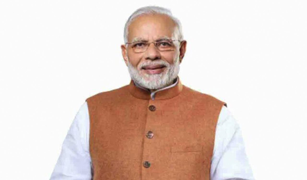 Now, Union Heavy Industries Minister wants PM’s photo at Covid vaccine centres