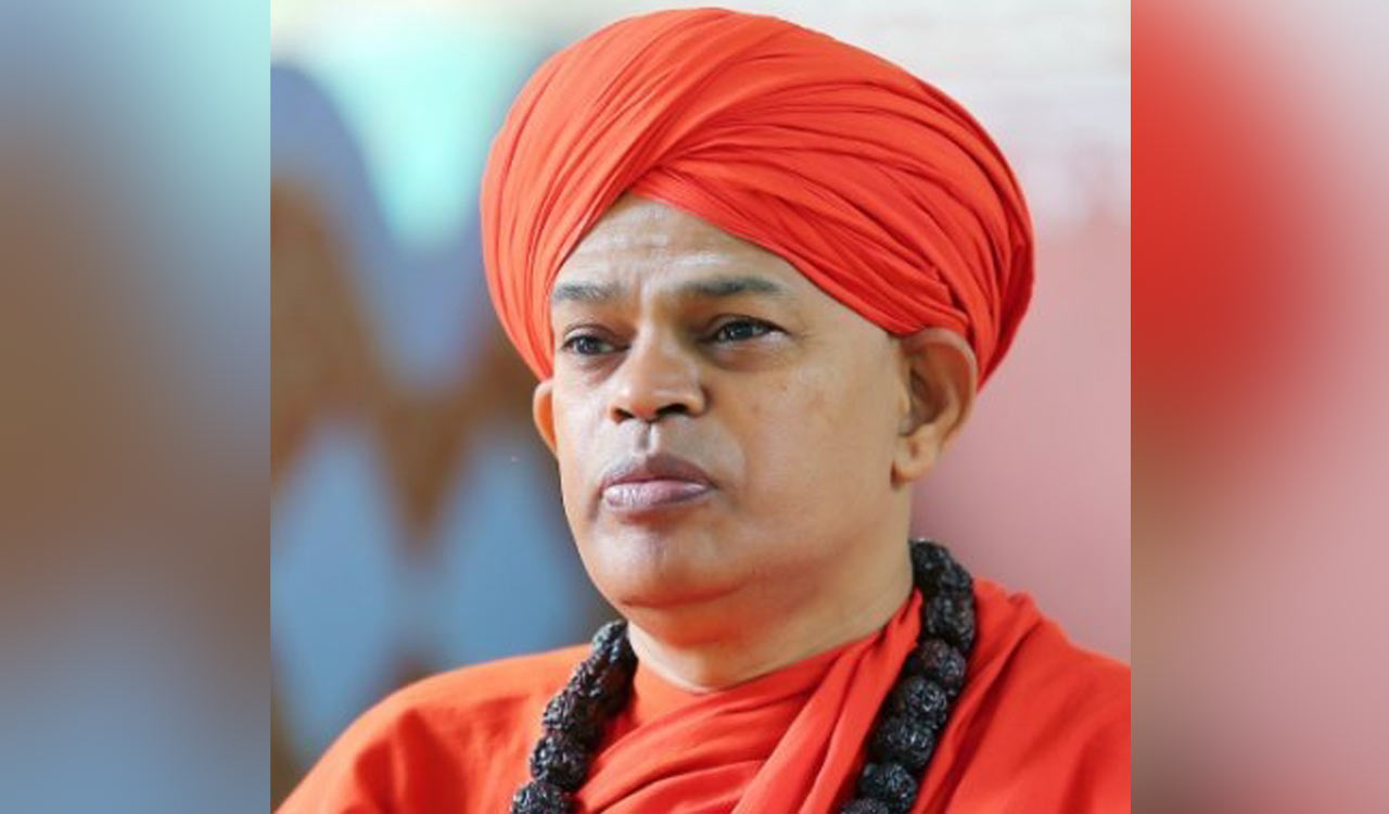 Mutt sex scandal: Karnataka court defers seer’s bail plea hearing to Friday