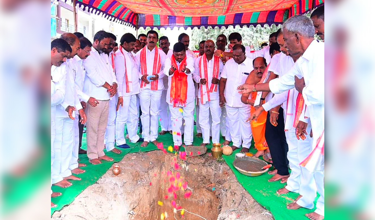 Boundary wall for protecting temple lands: Patancheru MLA