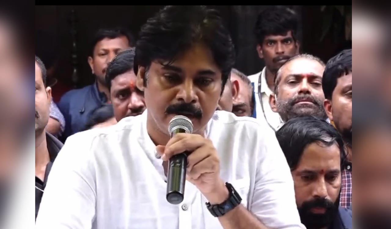 Pawan Kalyan mourns Krishnam Raju’s demise